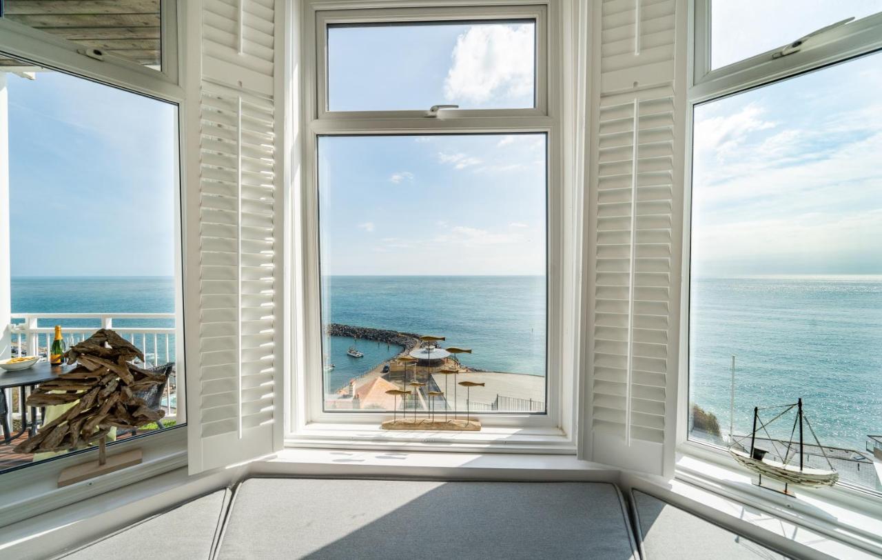Stunning Sea Views Ventnor Apartment ภายนอก รูปภาพ